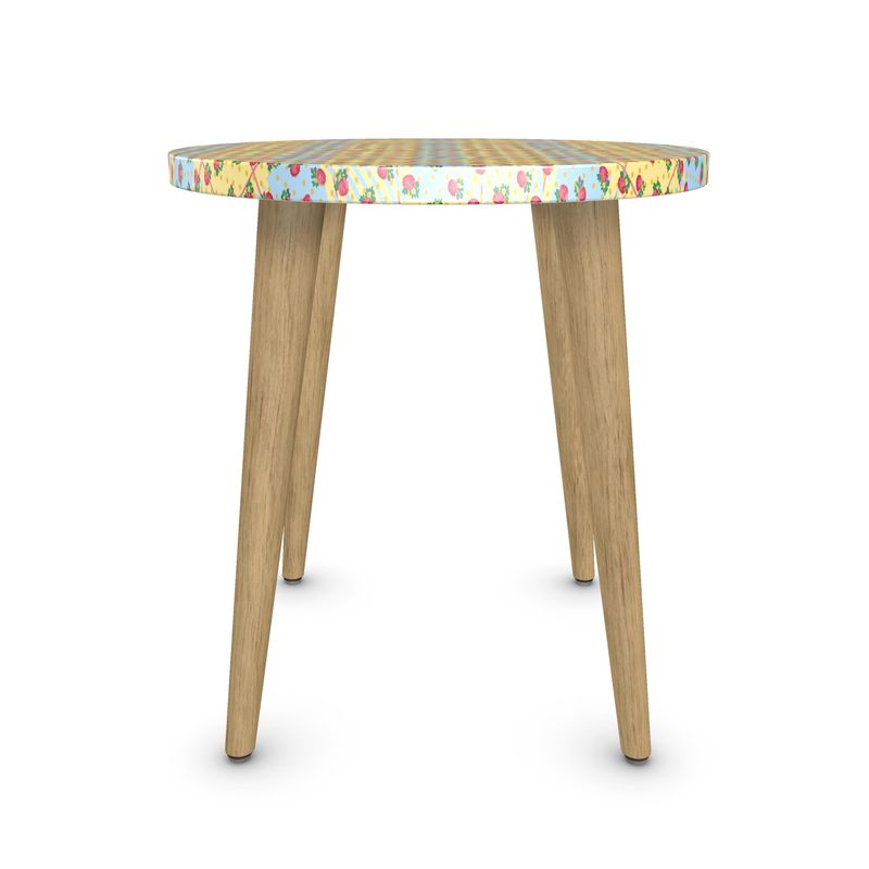 “Rose “ side table / طاولة جانبية بنقش الروز